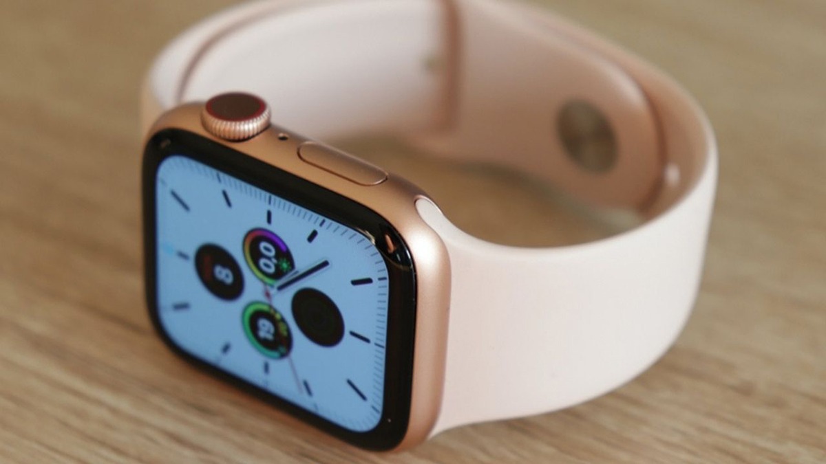 Apple Watch màu hồng - SE 40mm (GPS)