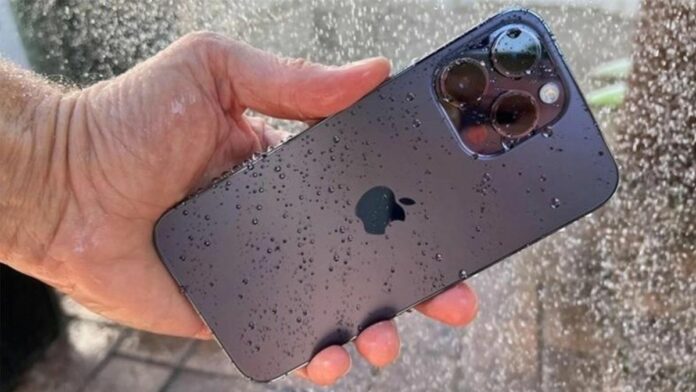 iPhone 15 Pro Max có chống nước không và các chỉ số liên quan