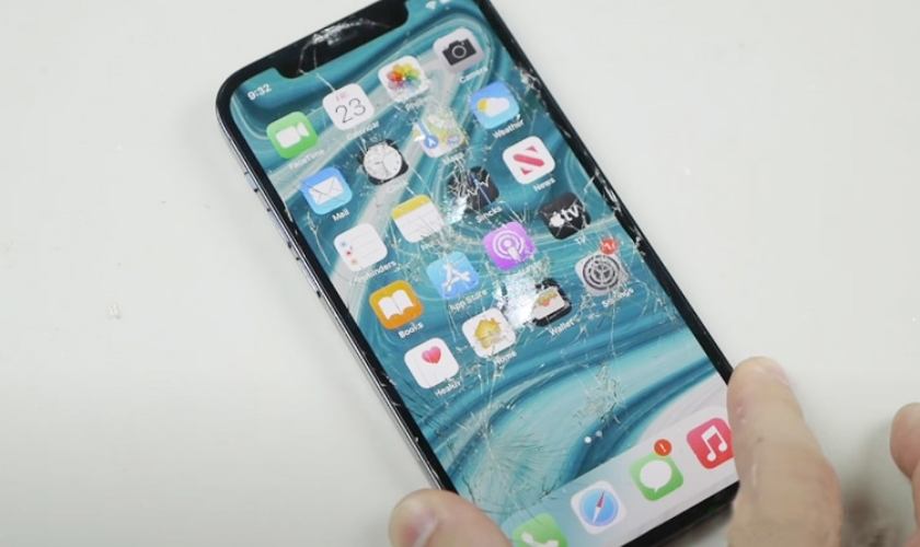 Biểu hiện của iPhone 12 cần thay màn hình ngay là gì?