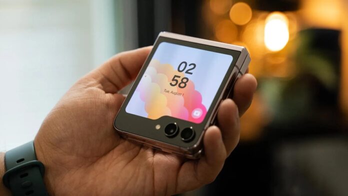 Thông số Galaxy Z Flip 6 có gì đặc biệt? Có mấy camera?