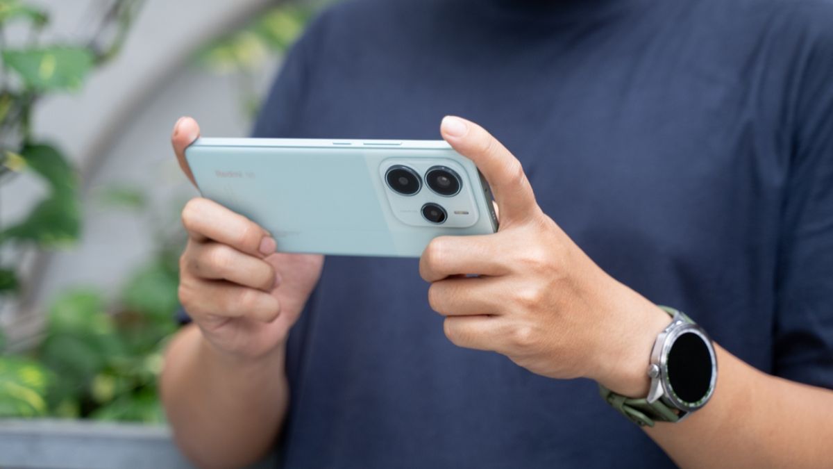 Giá điện thoại Xiaomi bao nhiêu tiền